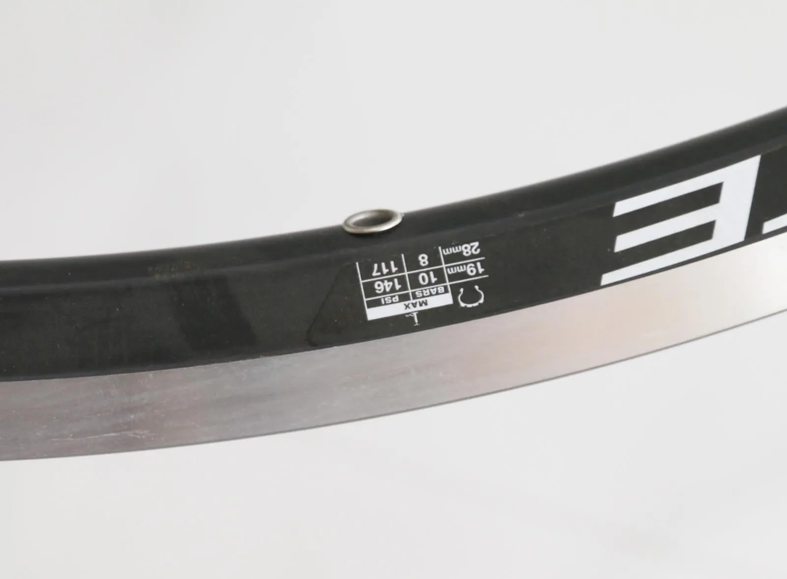 1 QTY Mavic CXP Elite 700c 28 Hole 28H Road Bike Rim Aluminum Black NEW
