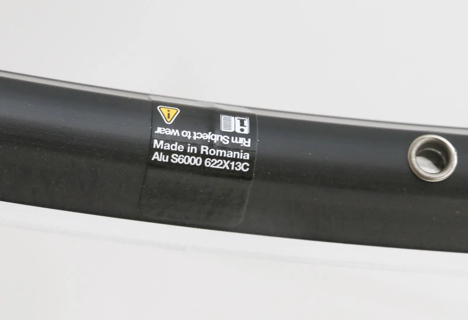 1 QTY Mavic CXP Elite 700c 28 Hole 28H Road Bike Rim Aluminum Black NEW