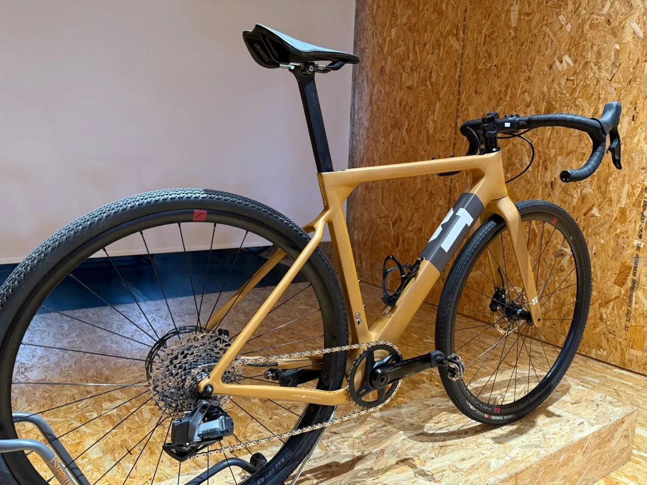 3T Exploro Primo 2023 - Sram Rival XPLR AXS 1x12sp - Fulcrum Rapid Red 900
