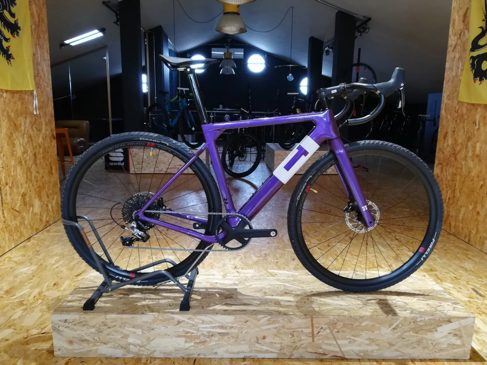 3T Exploro Primo 2024 - Sram Rival 1x11sp - Fulcrum Rapid Red 900