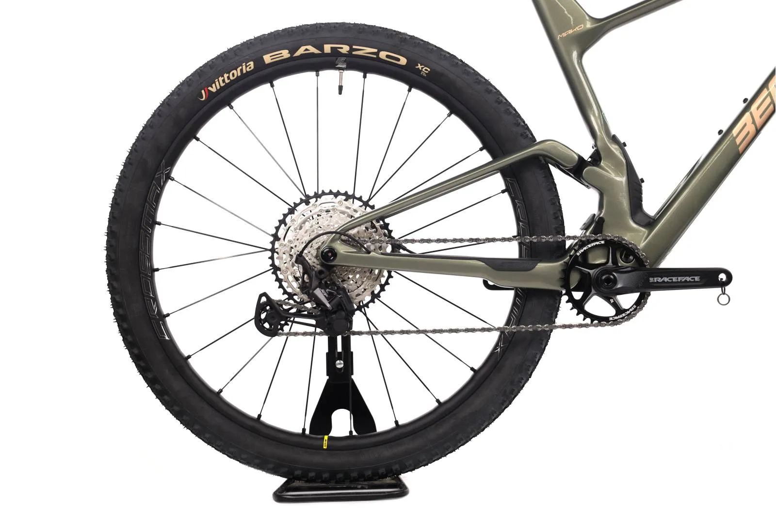 Berria Mako 2024 - Shimano Deore XT 1x12sp - Mavic Crossmax