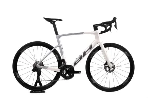 BH RS1 2023