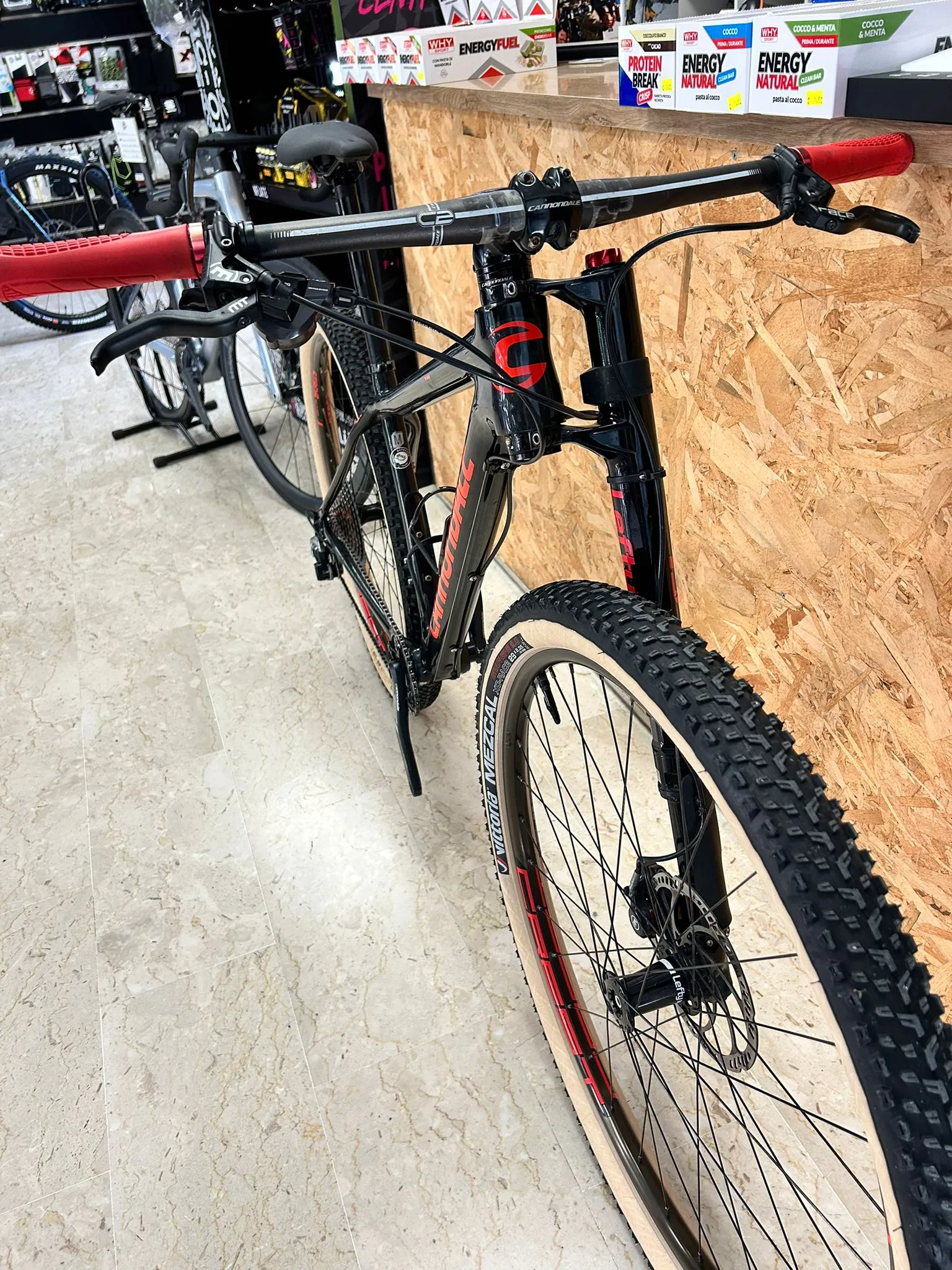 Cannondale F-Si Carbon 3 2018 - Shimano XT 1x11sp - Stans Crest MK3
