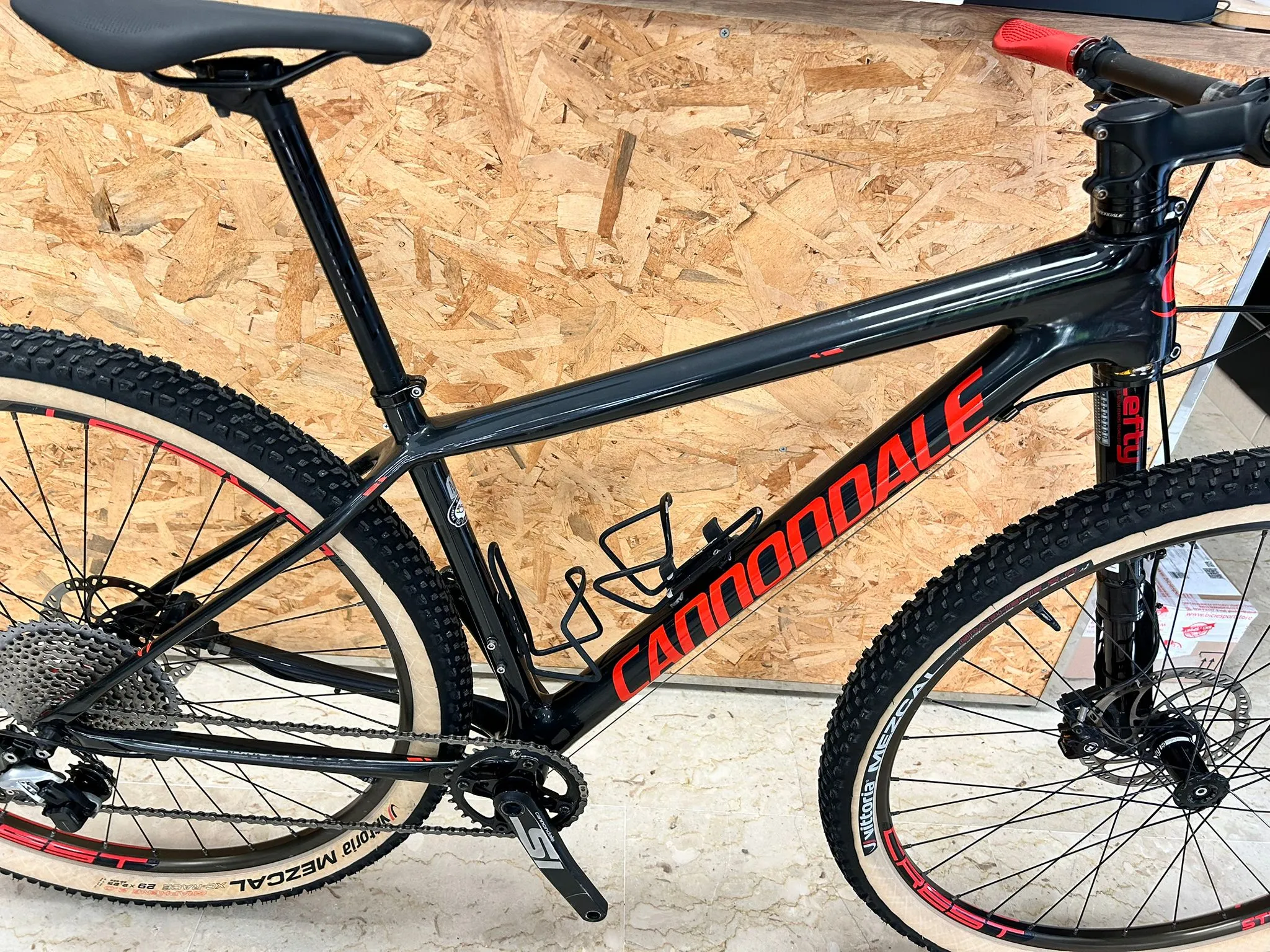 Cannondale F-Si Carbon 3 2018 - Shimano XT 1x11sp - Stans Crest MK3