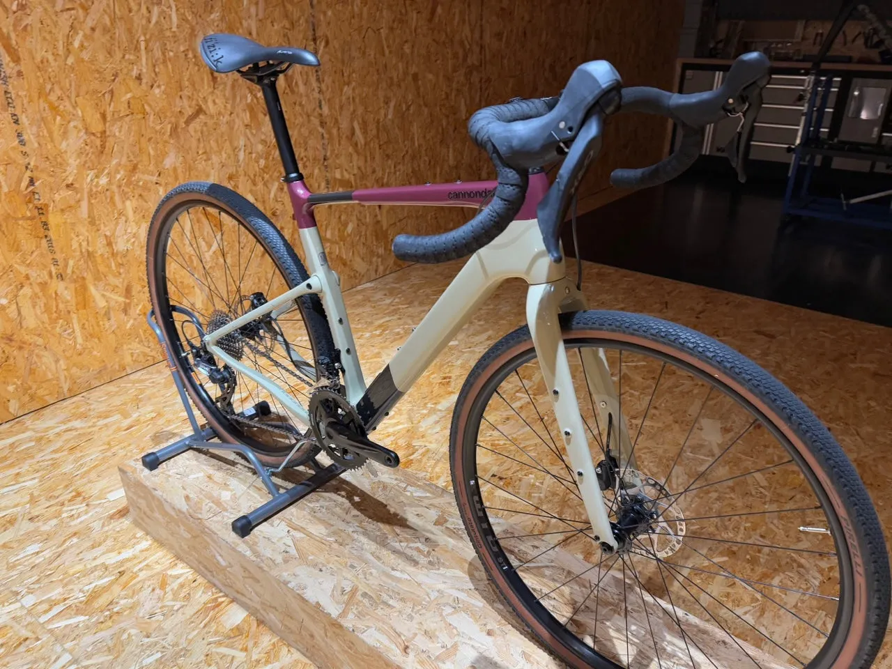 Cannondale Topstone Carbon 3 2023 - Shimano GRX 2x12sp - WTB Alu 700