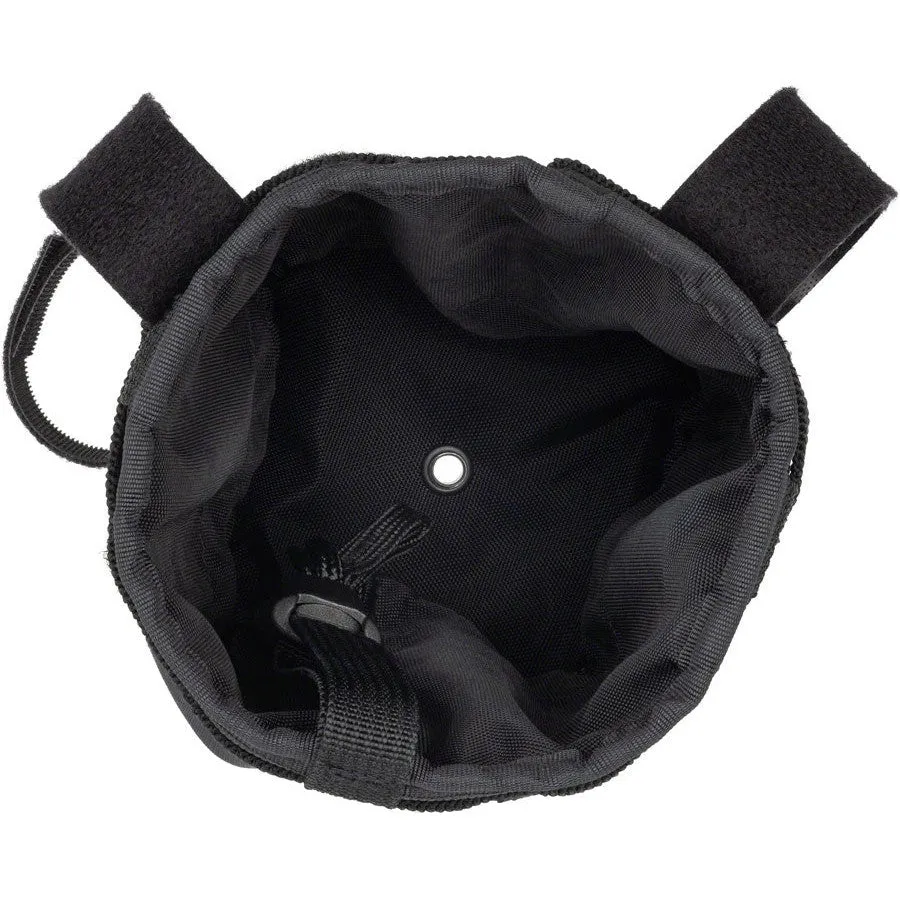 Dugout Feedbag - Black