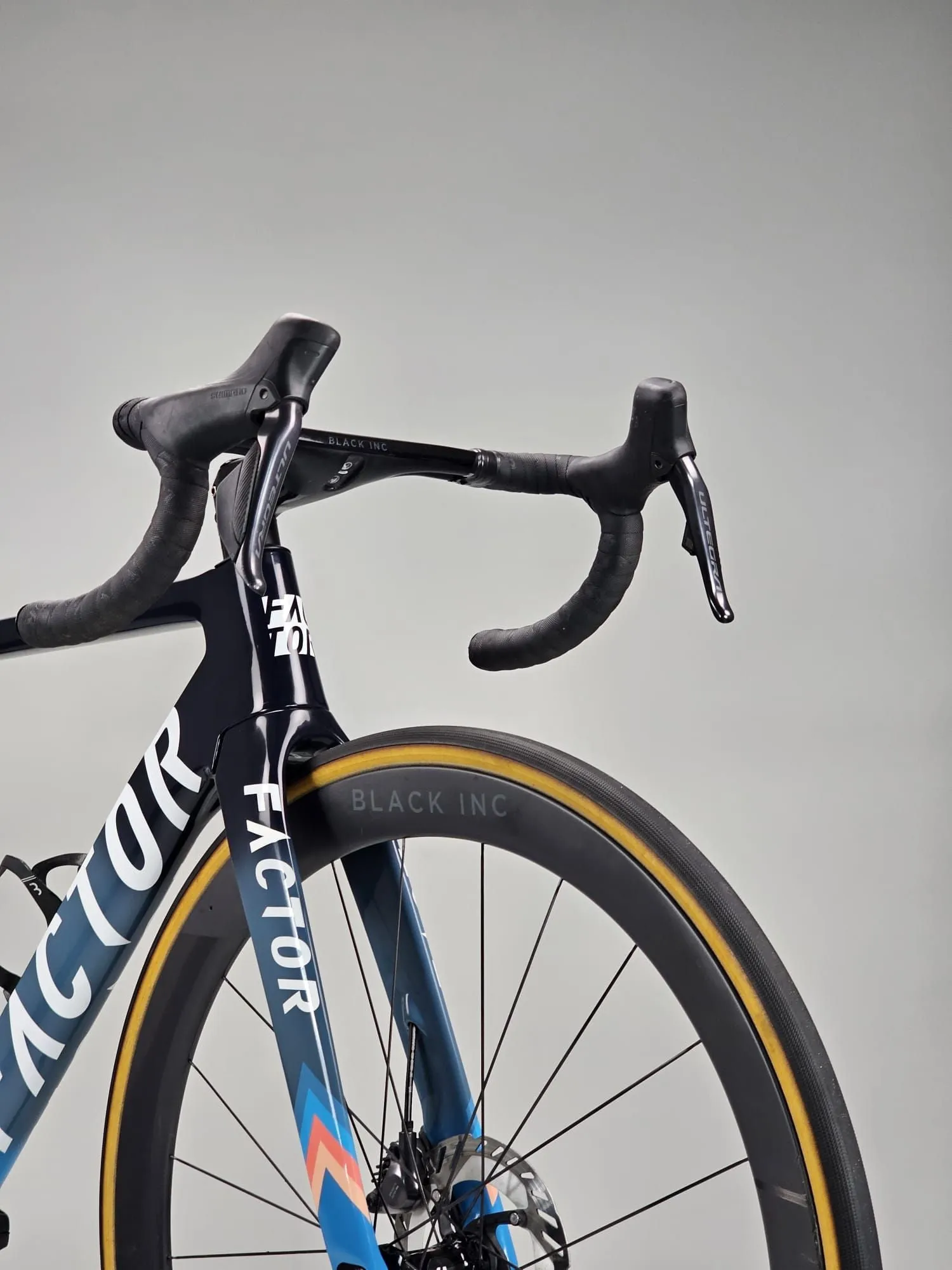 Factor Ostro VAM 2023 - Shimano Ultegra Di2 2x12sp - Black Inc Forty Five