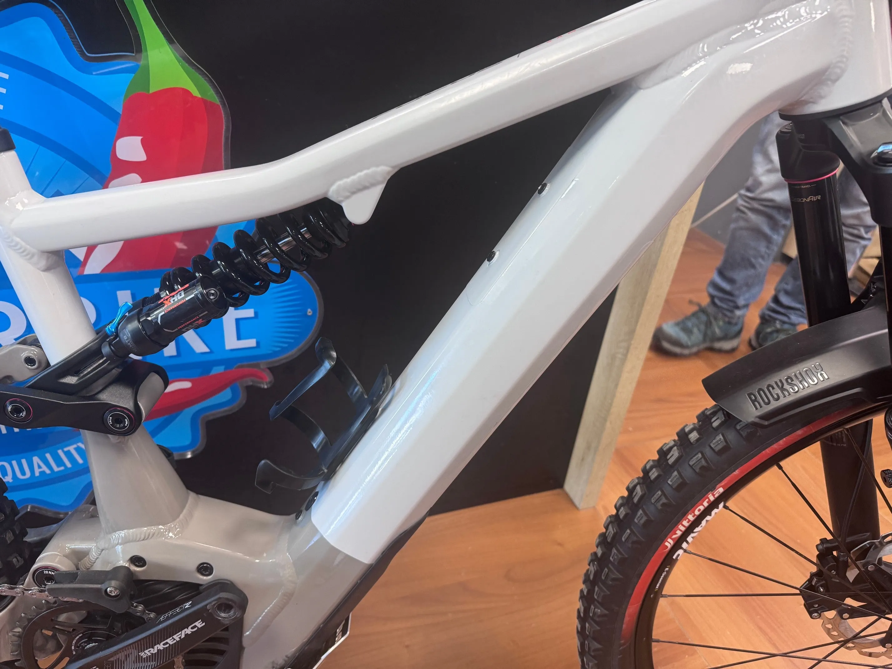 Focus Sam2 6.9 2025 - Shimano XT 1x12sp - Mavic e-Deemax 30