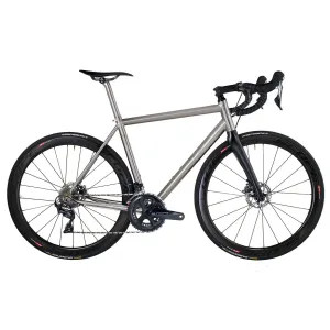 J.Guillem Formentor 2025 - Shimano Ultegra Di2 2x12sp - Scope