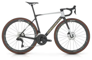 Megamo Raise 15 CW 2025 - Shimano 105 Di2 2x12sp - Zipp 303 S