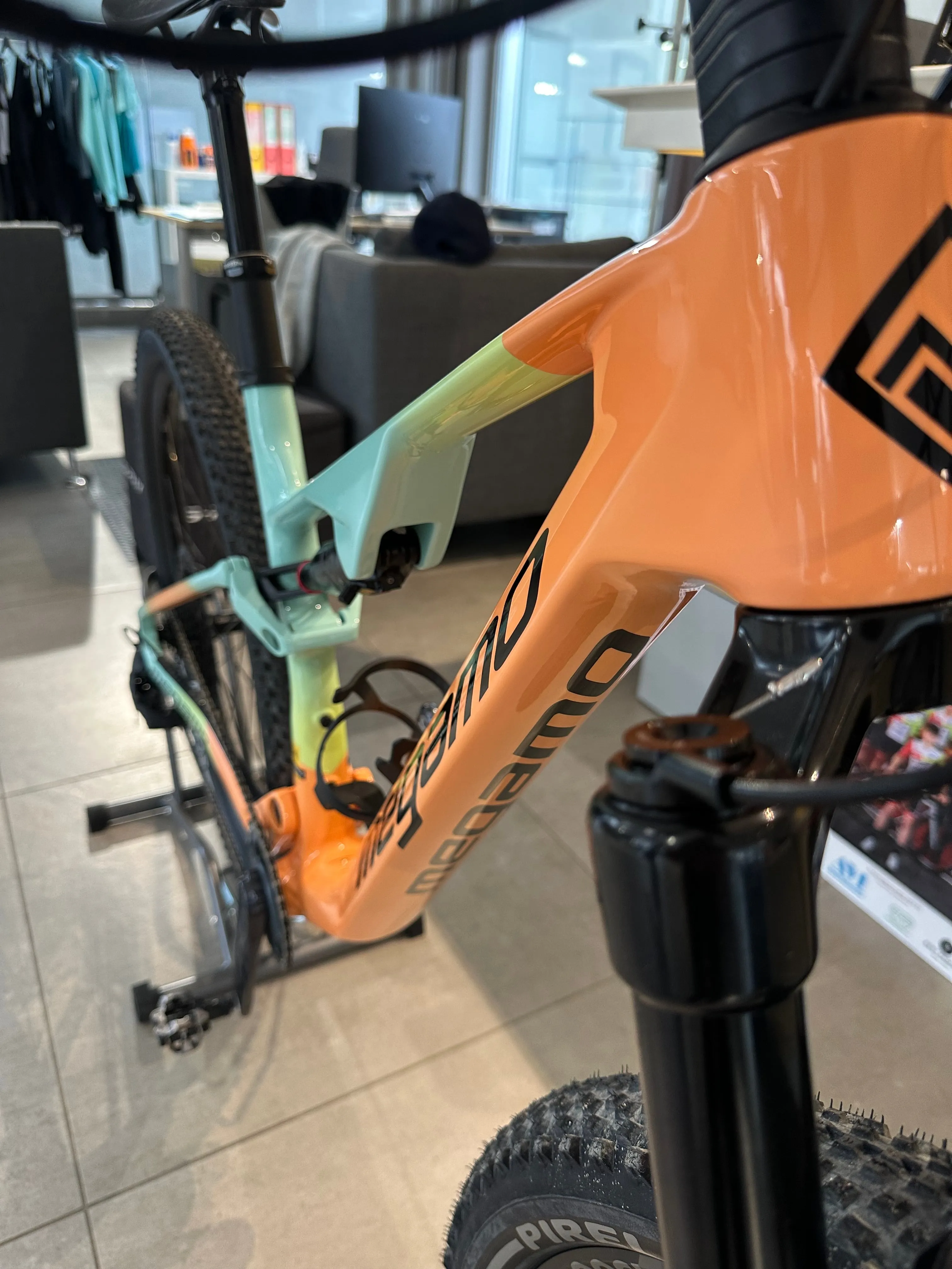 Megamo track 120 team replica 2024 - sram gx - dtswiss x1900