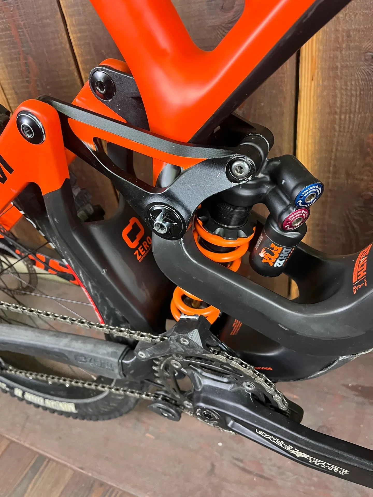 Mondraker Summum 2016 - Sram X0 - DT Swiss FR570