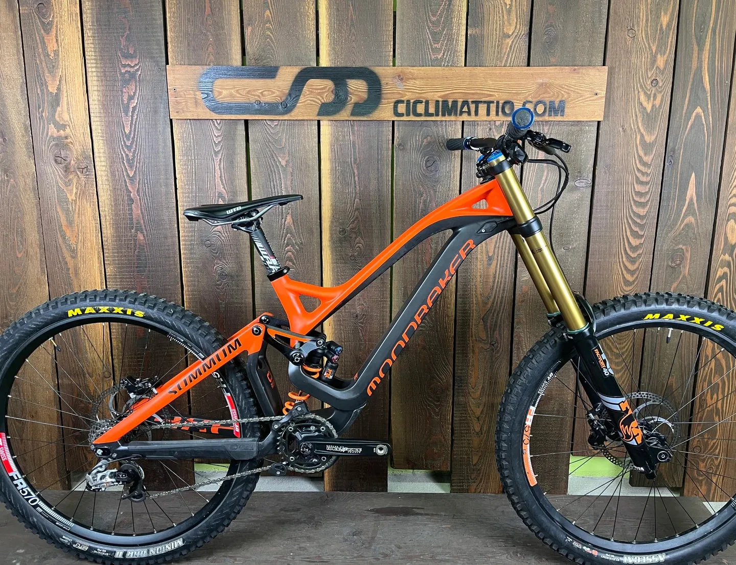 Mondraker Summum 2016 - Sram X0 - DT Swiss FR570