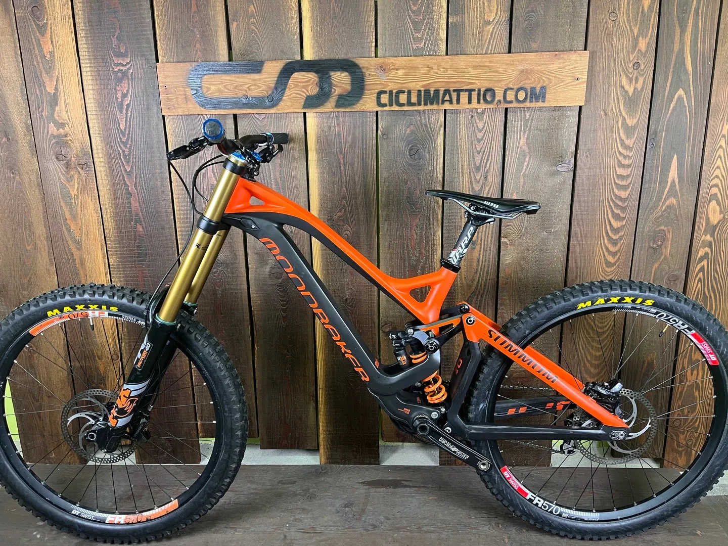 Mondraker Summum 2016 - Sram X0 - DT Swiss FR570