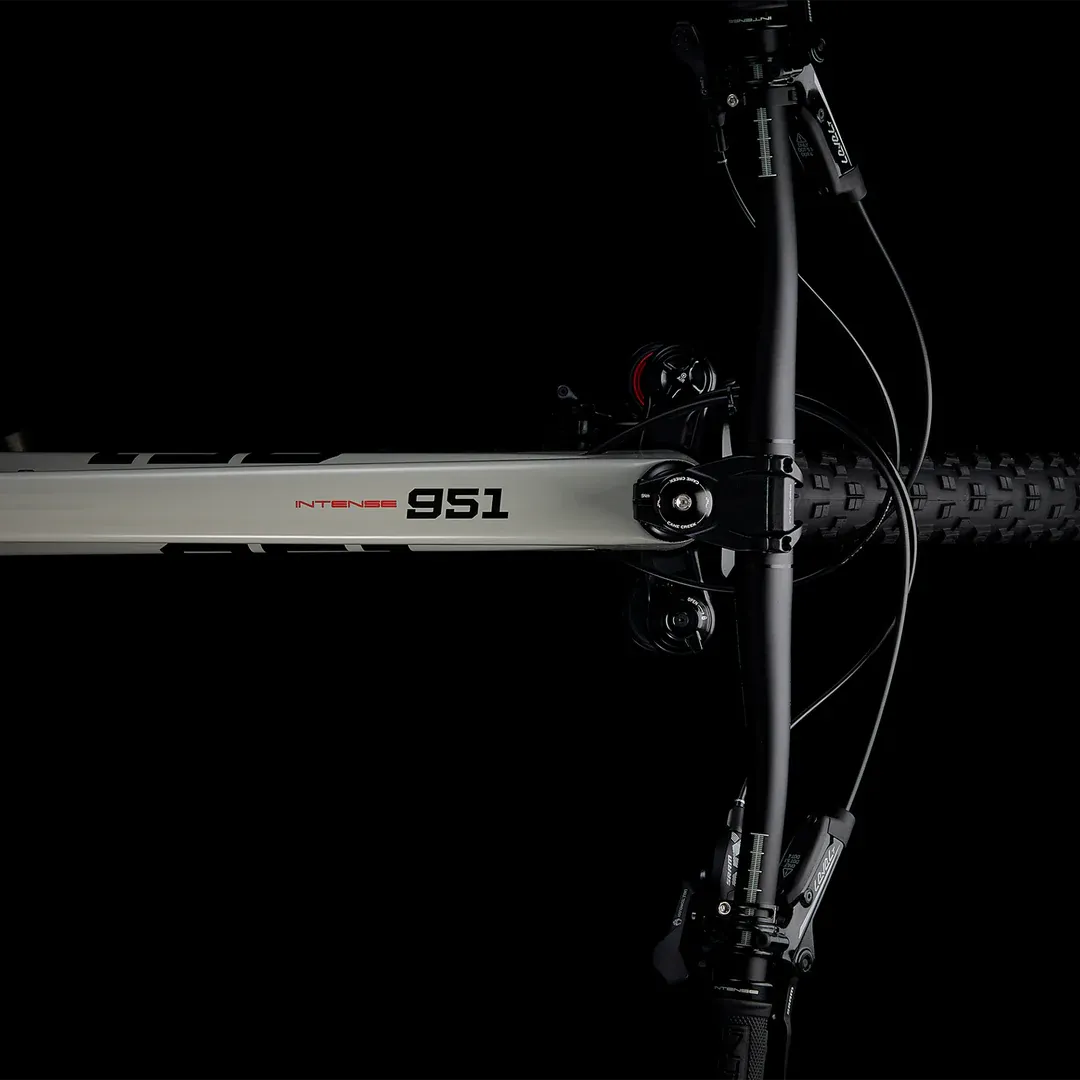 Open Box Intense 951 Series XC Carbon Bike