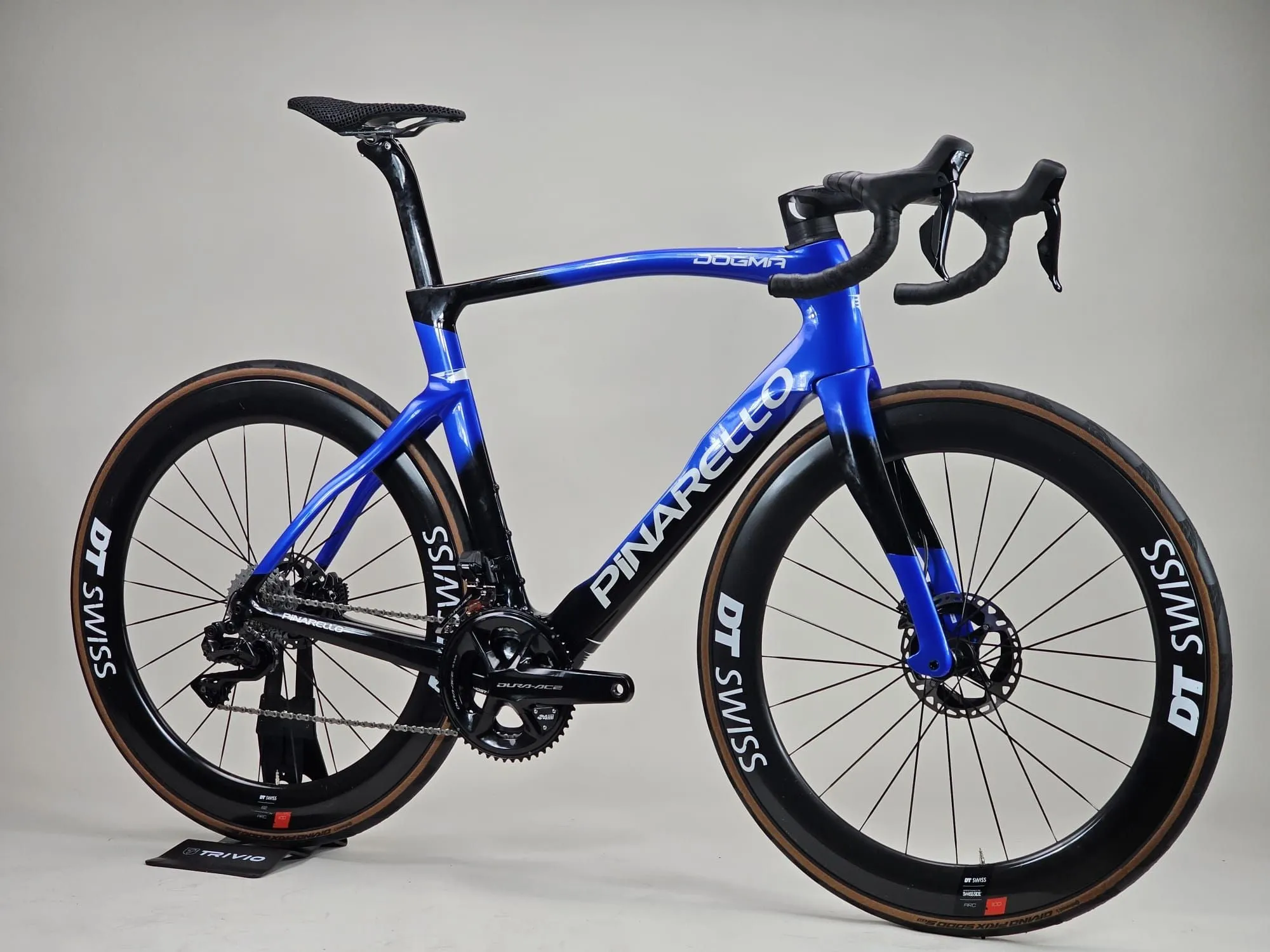 Pinarello Dogma F 2024 - Shimano Dura-Ace Di2 2x12sp - DT Swiss 1100
