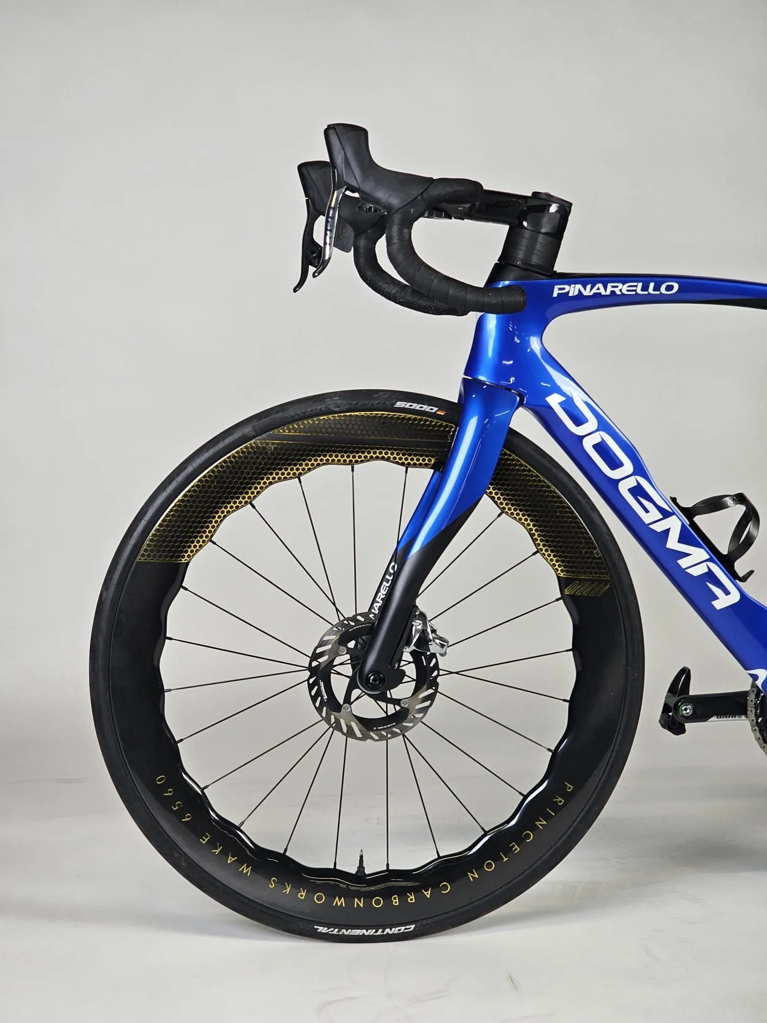 Pinarello Dogma F 2024 - Sram Red eTap AXS 2x12sp  - Princeton Wake 6560