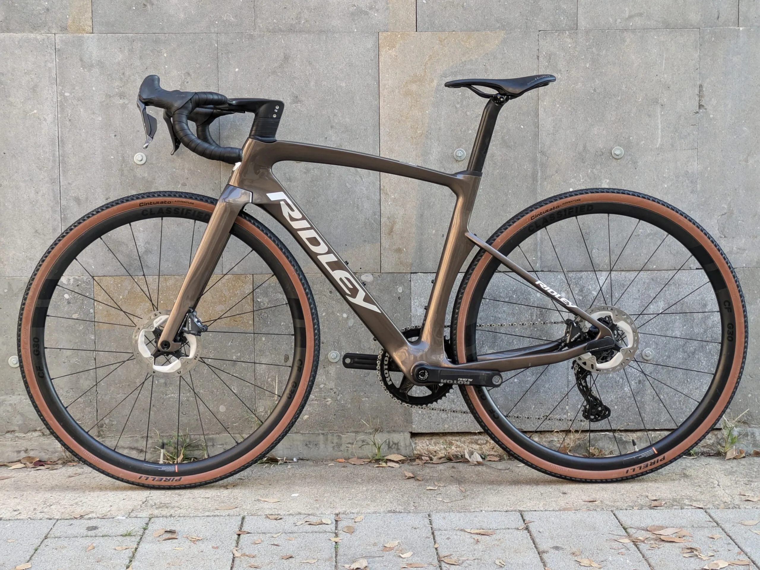 Ridley Kanzo Fast - Shimano GRX Di2 - Classified Powershift CF G30