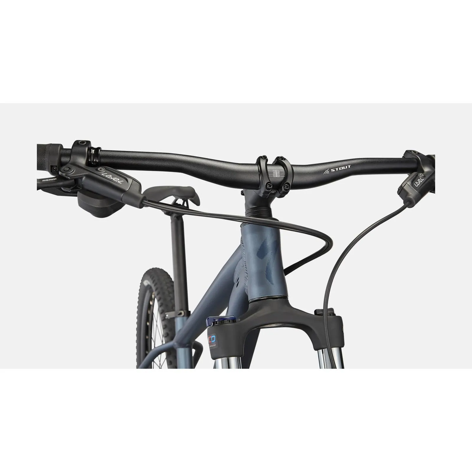 Rockhopper Comp 27.5" Mountain Bike