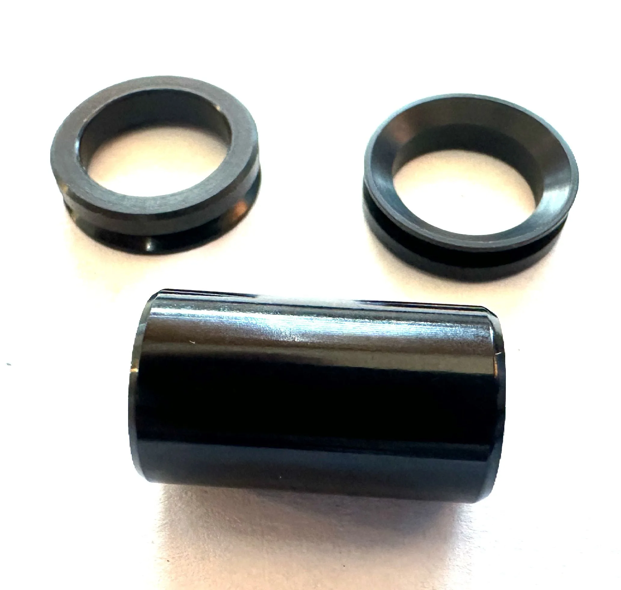 RockShox Rear Shock Mounting Hardware 3-Piece, 1/2", 8 x 21.8  11.4118.091.807