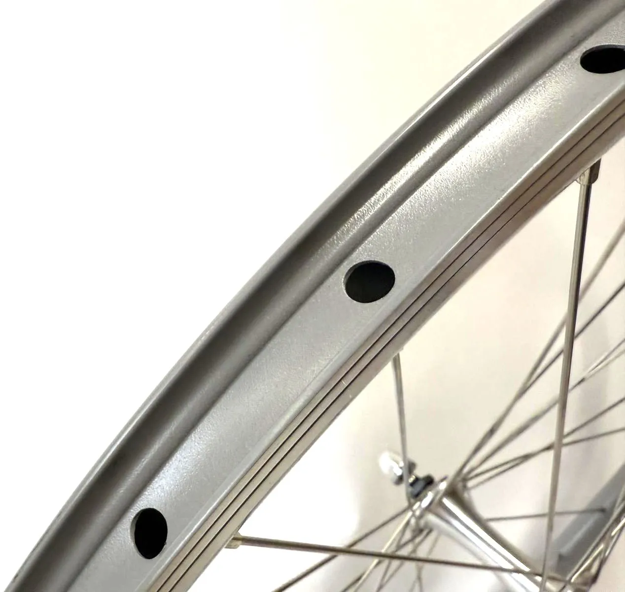 Single Speed Grey QR Alloy Front Wheel 700c 32 Spoke Quick Release