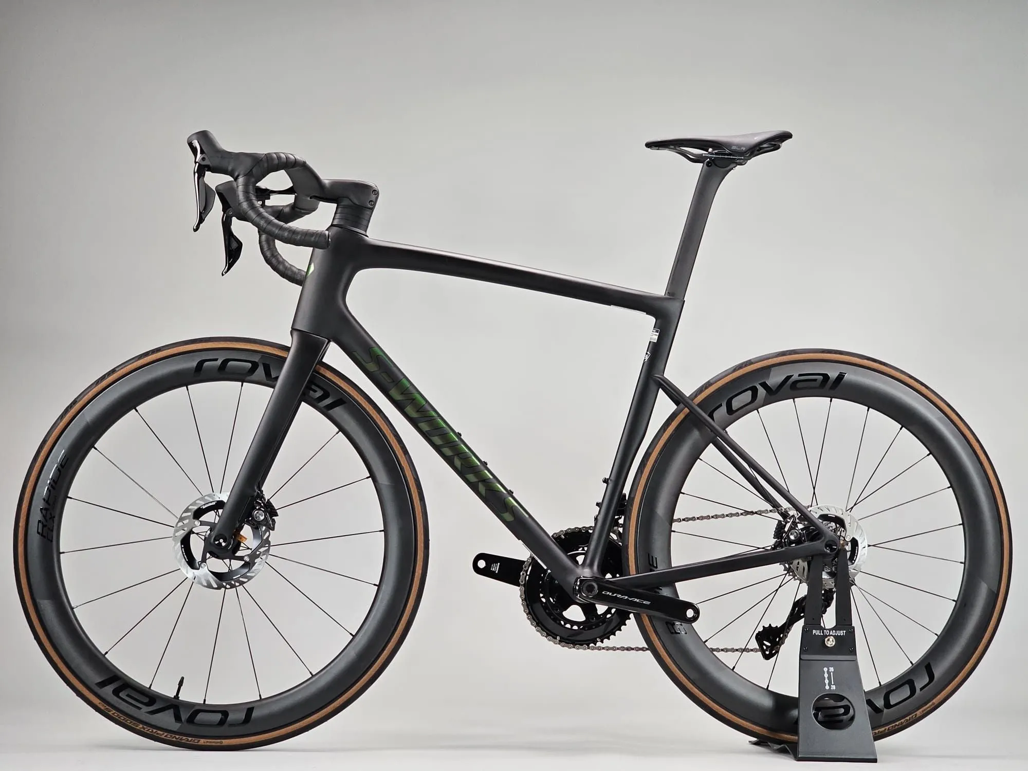 Specialized S-Works Tarmac SL8 2025 - Shimano Dura-Ace Di2 2x12sp - Roval Rapide CLX II