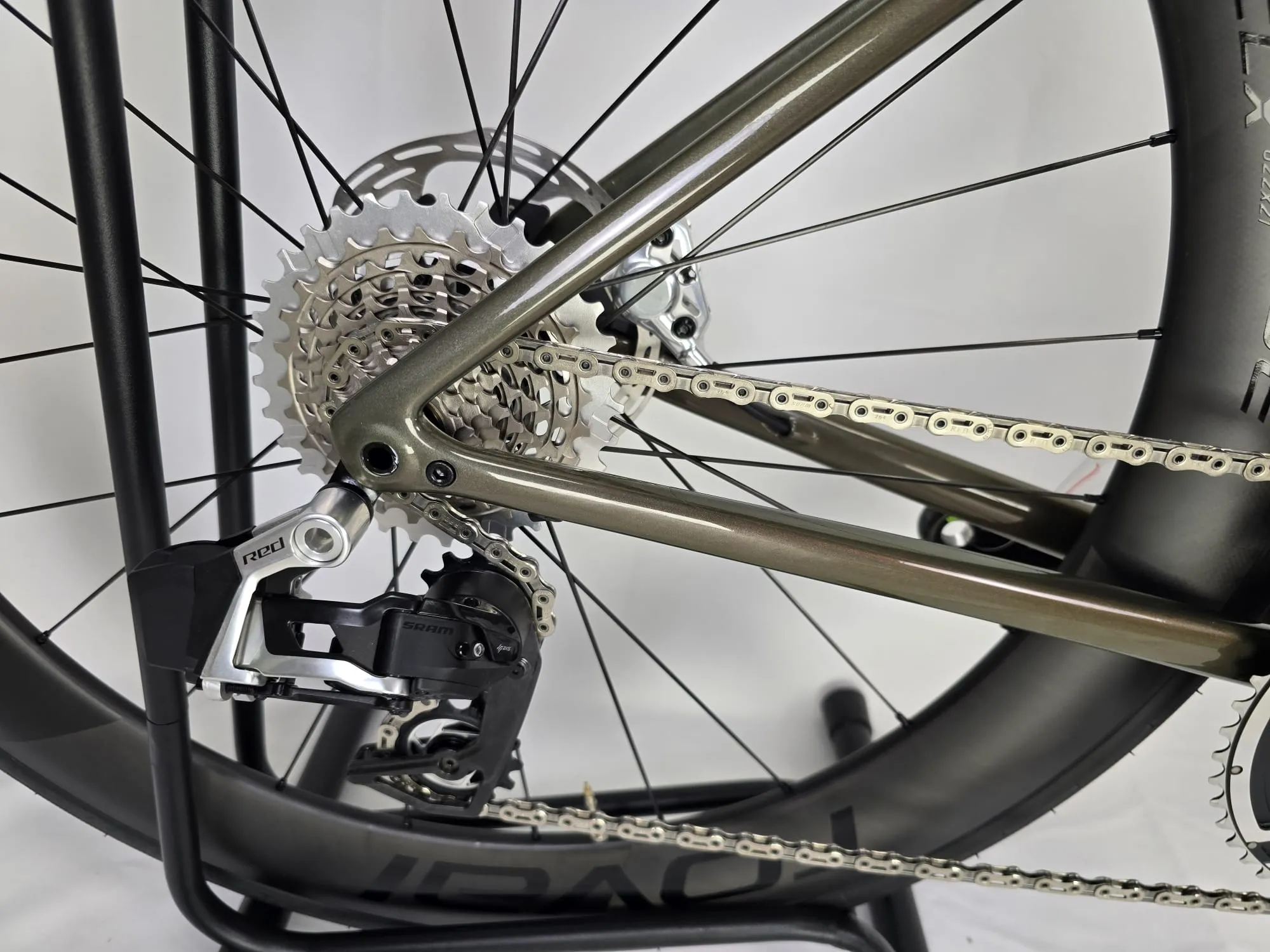Specialized S-Works Tarmac SL8 2025 - Sram Red AXS 2x12sp - Roval Rapide CLX II