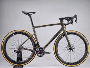 Specialized S-Works Tarmac SL8 2025 - Sram Red AXS 2x12sp - Roval Rapide CLX2