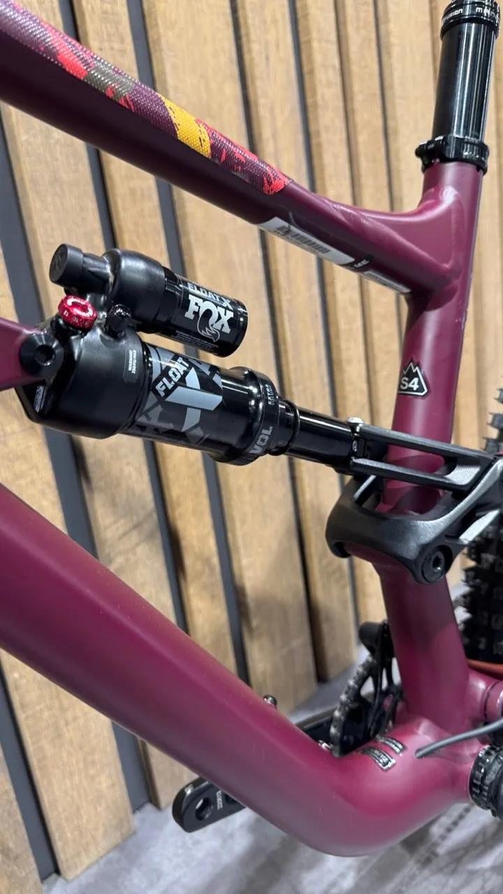Specialized Status 140 - Sram NX Eagle 1x12sp - Roval Traverse 650b