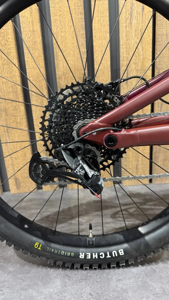 Specialized Status 140 - Sram NX Eagle 1x12sp - Roval Traverse 650b