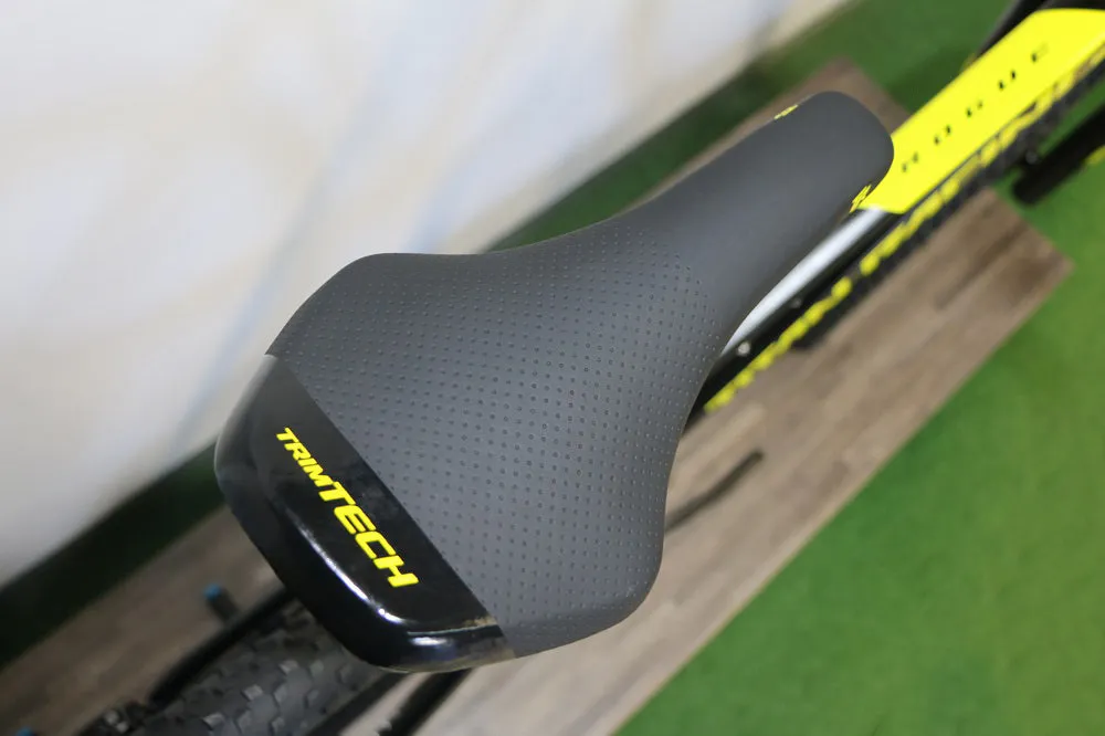 TITAN RACING Rogue Cruz (2025)