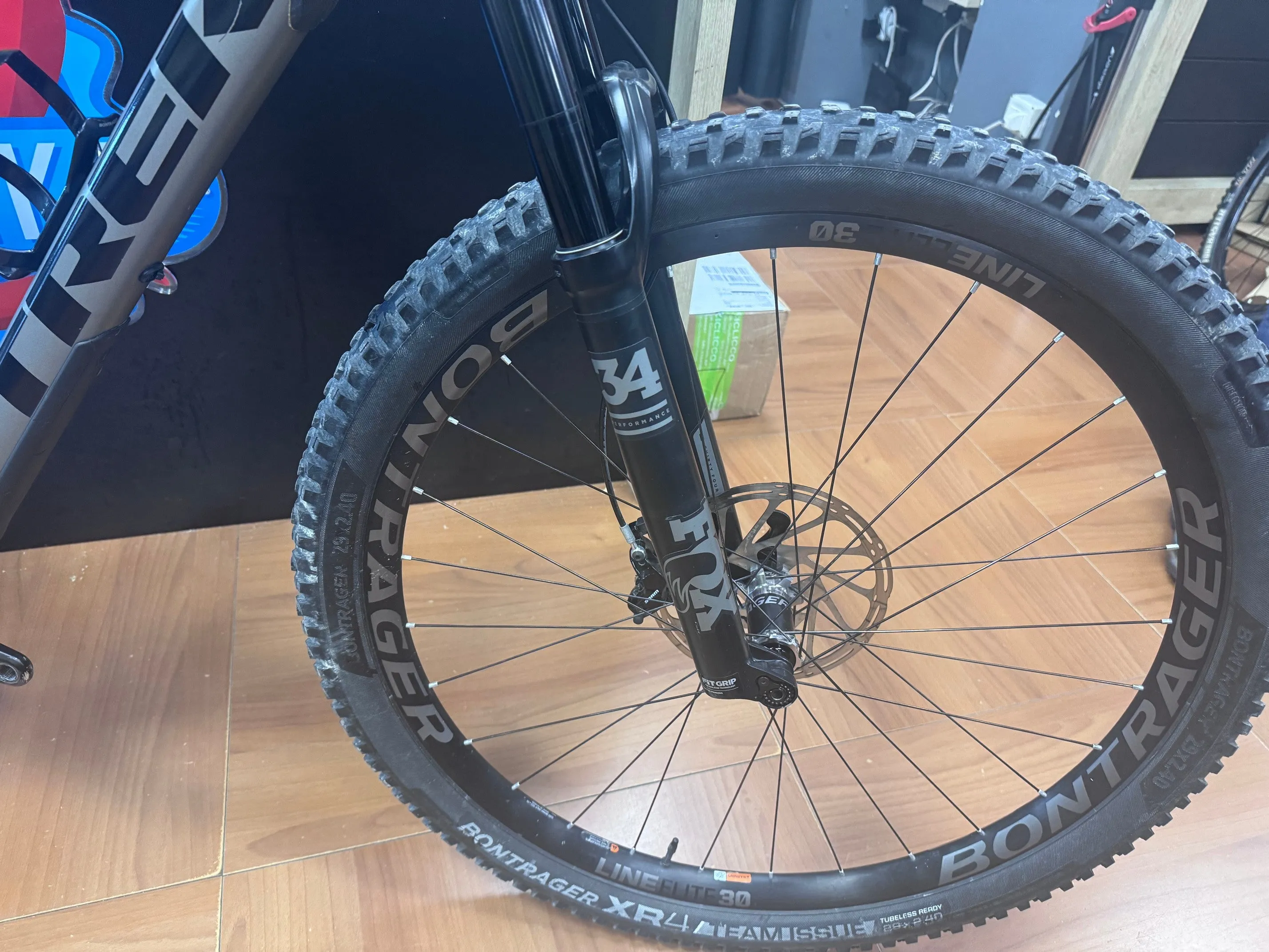 Trek Fuel EX 9.8 2019 - Sram GX 1x12sp - Bontrager Line 30