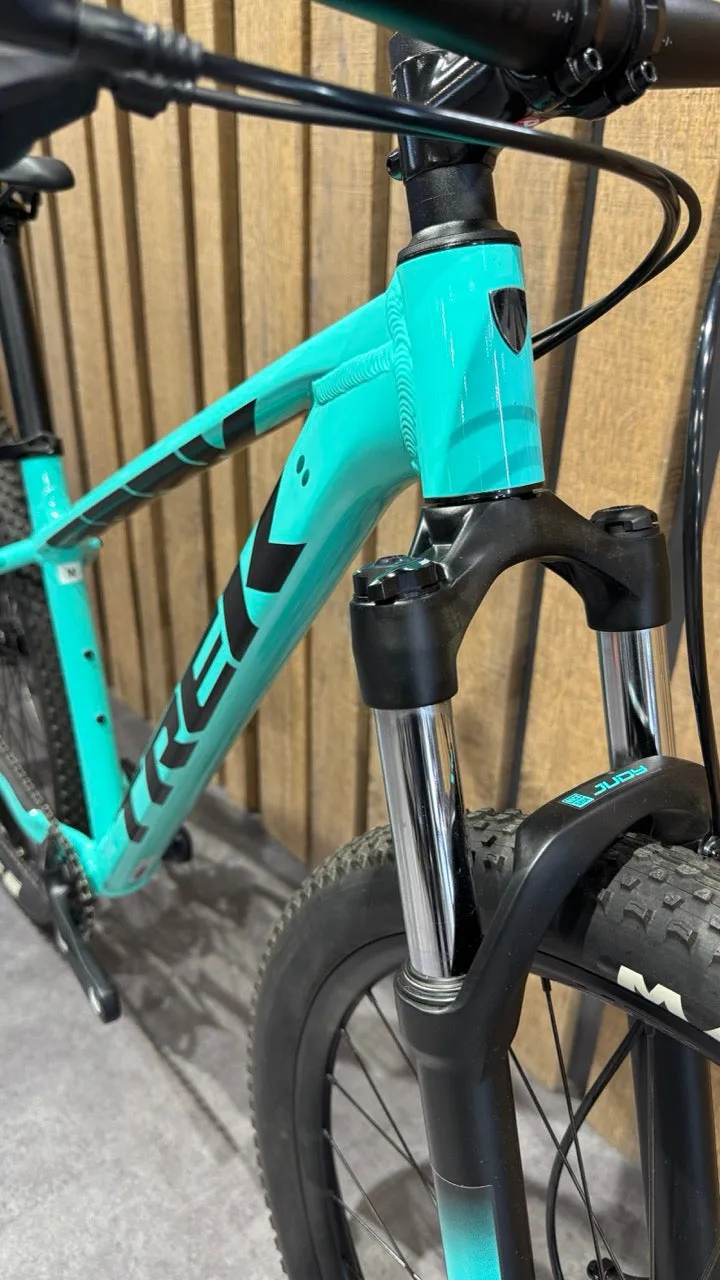 Trek Marlin 7 2022 - Shimano Deore  1x10sp - Bontrager Connection 29"