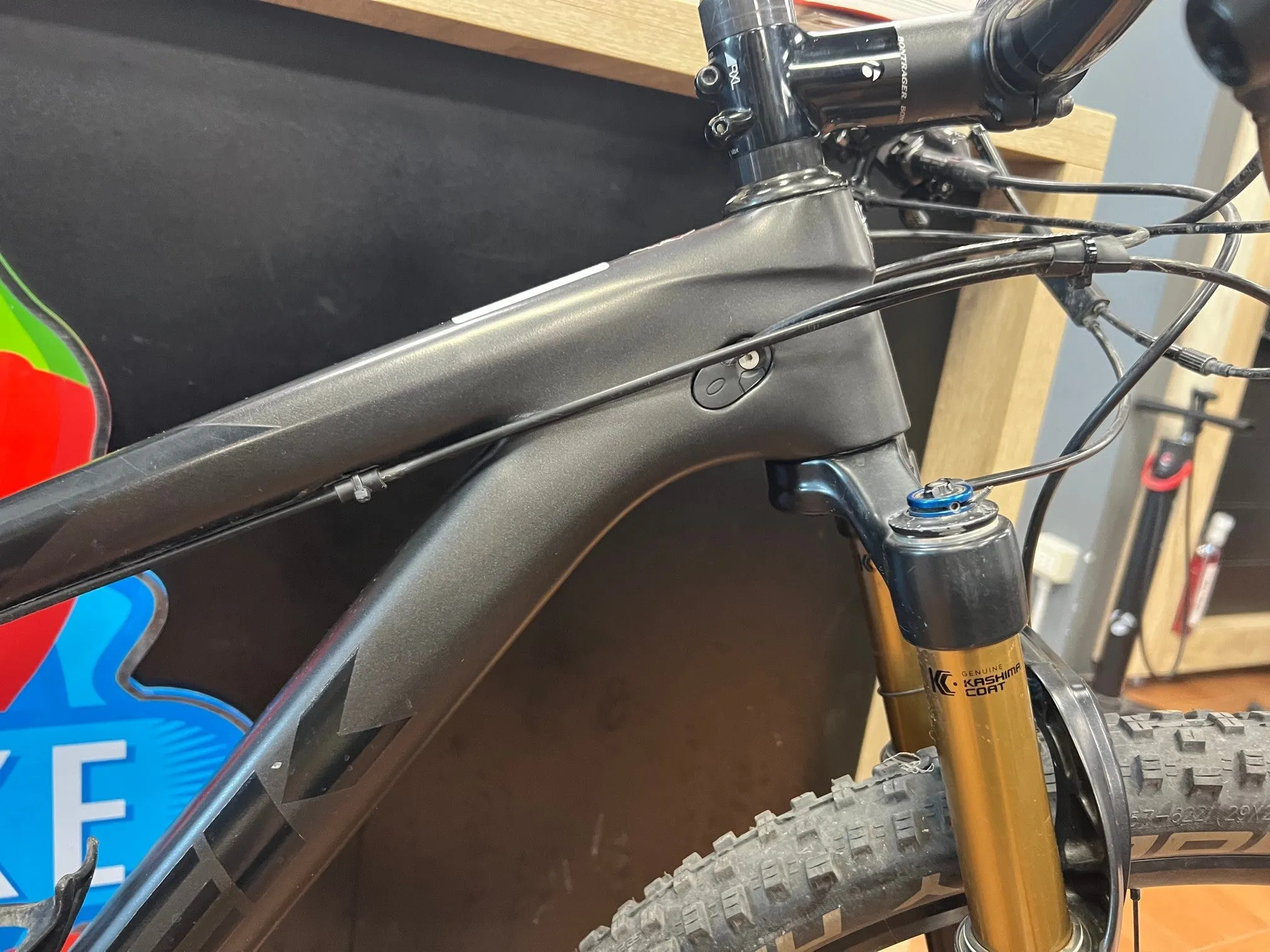 Trek Top Fuel 9.8 SL 2018 - Sram GX 12sp - DT Swiss X1700 Spline