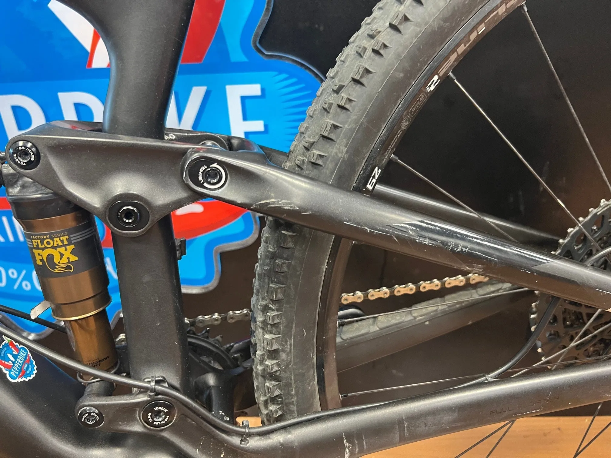 Trek Top Fuel 9.8 SL 2018 - Sram GX 12sp - DT Swiss X1700 Spline